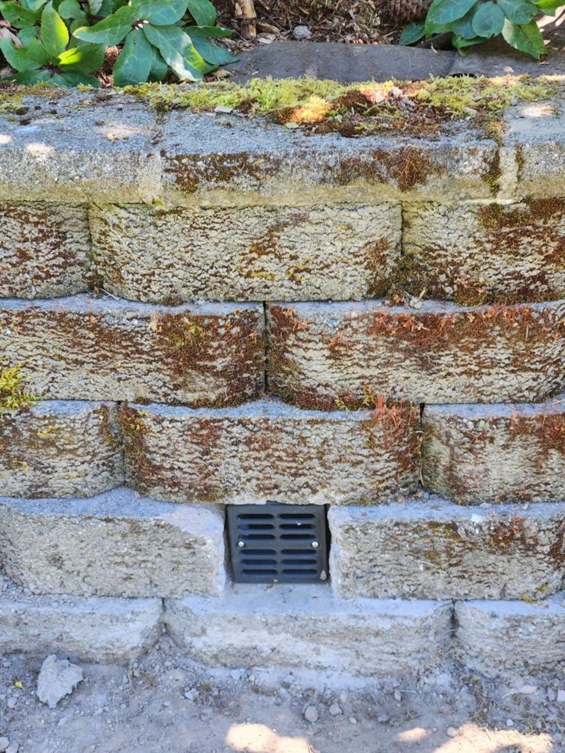 Outlet discharge
